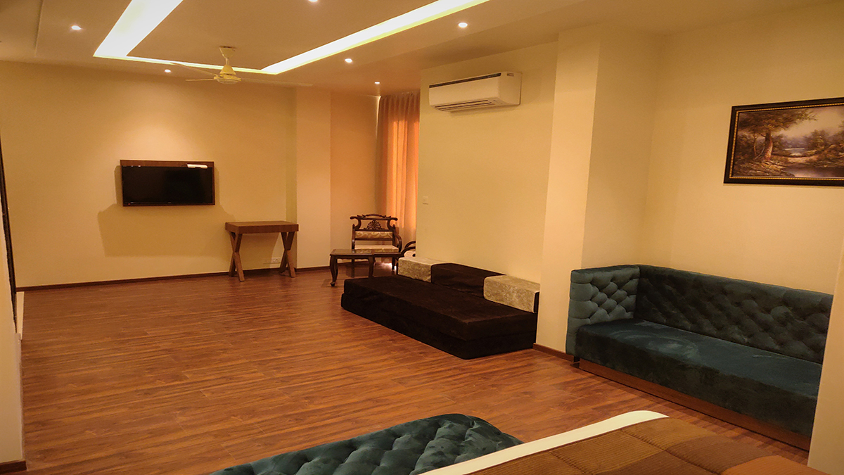 Executive Suite Bed